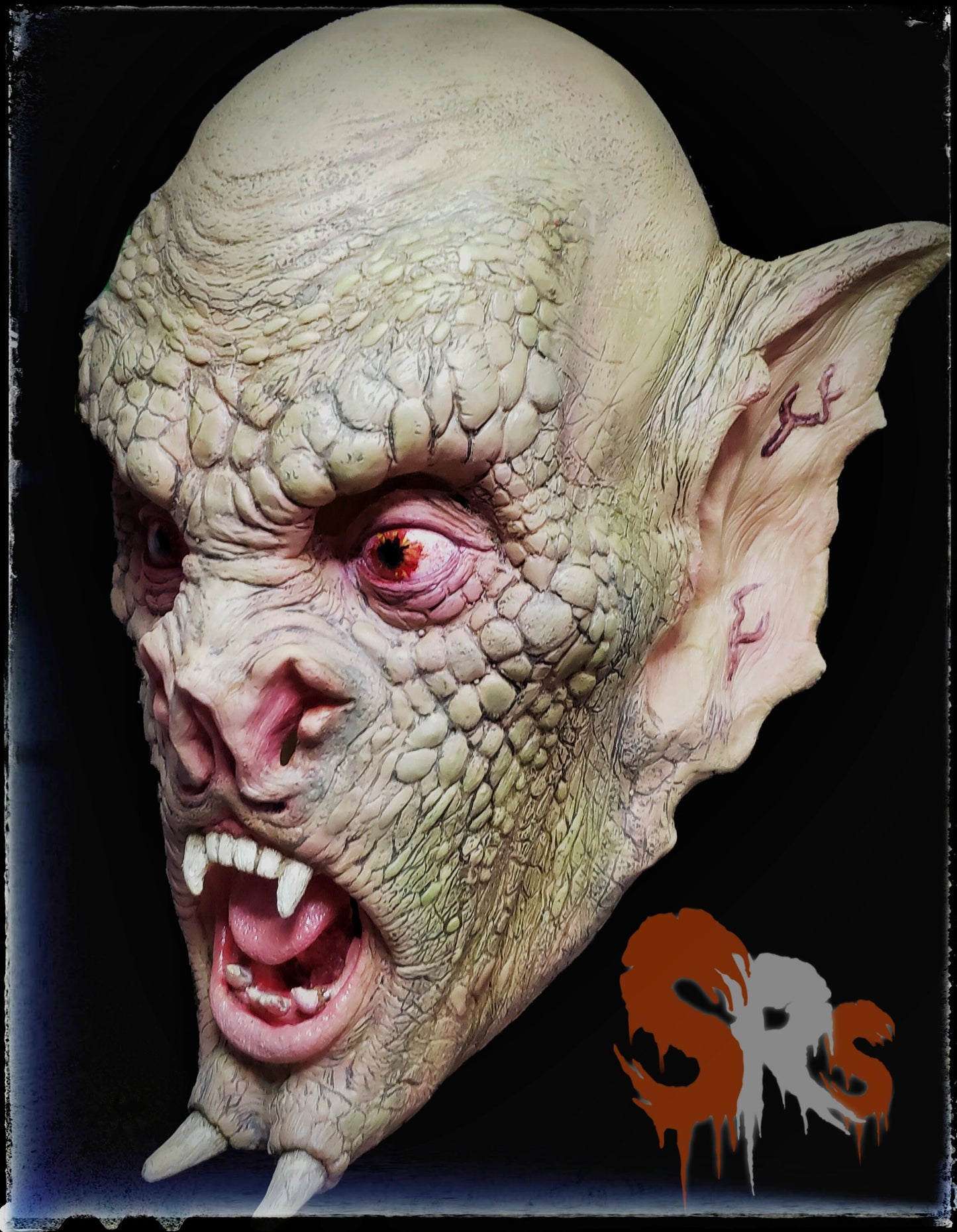 Blood Suckin Vampire Latex Mask